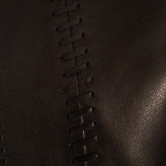 Beautiful black leather mini skirt - Picture 5 of 5